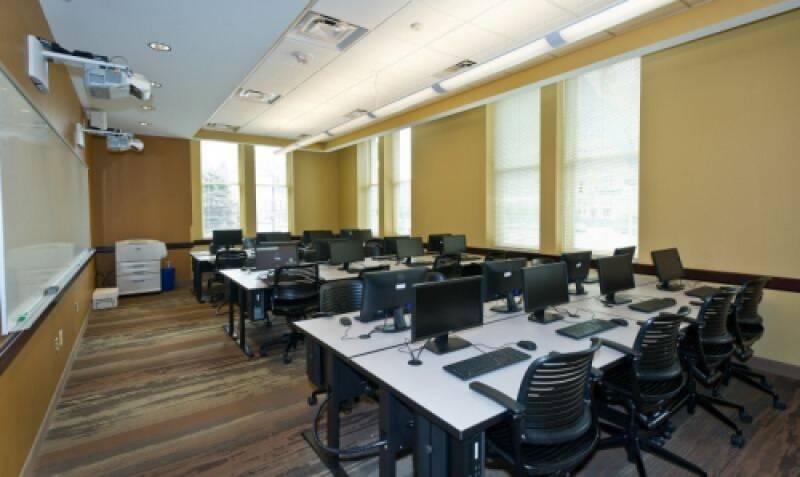 GVSU Detroit Center Computer Lab